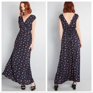 Modcloth Serene Dream Maxi Dress Navy Floral L
